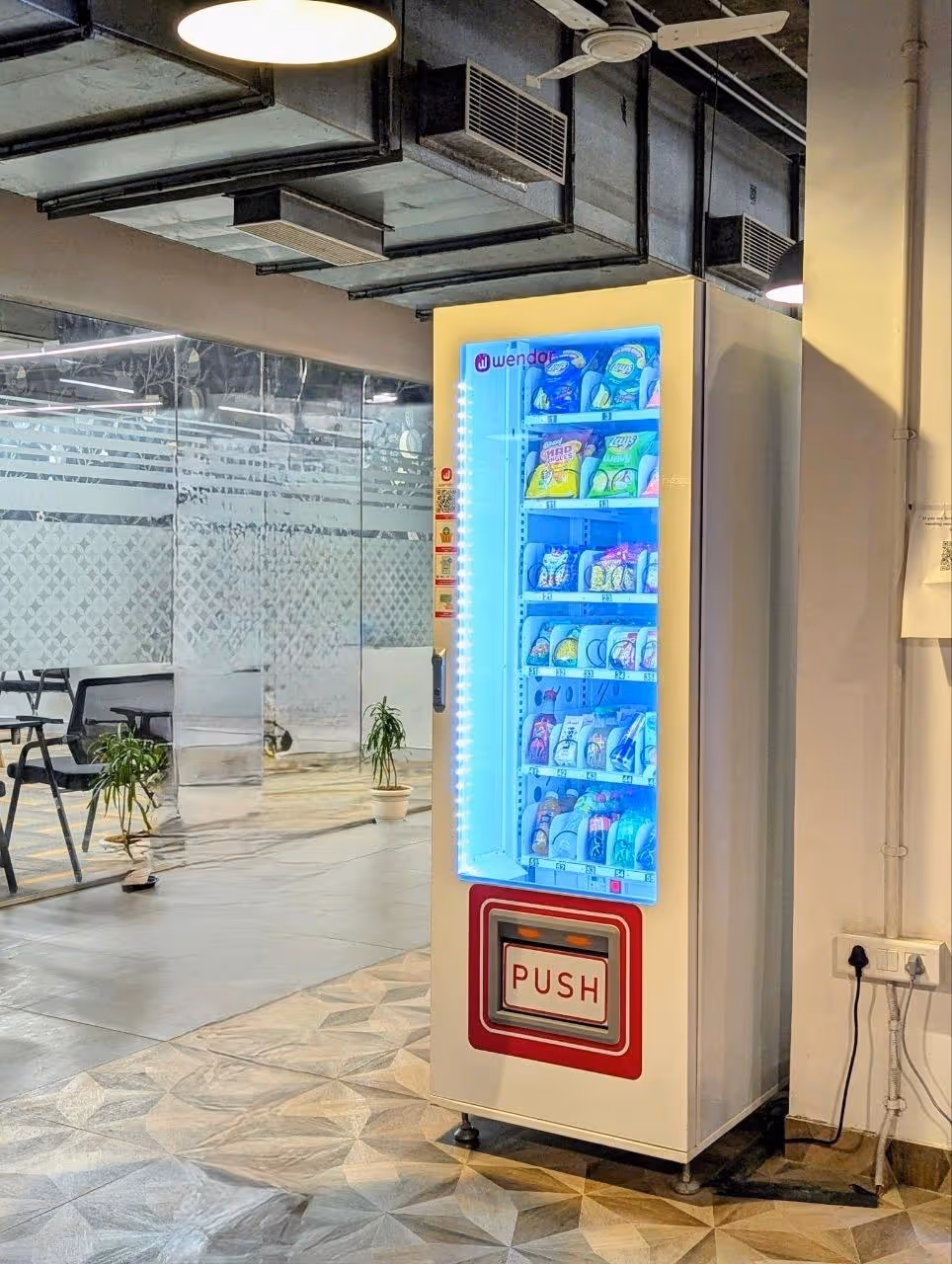 Installed smart vending machine in a US site