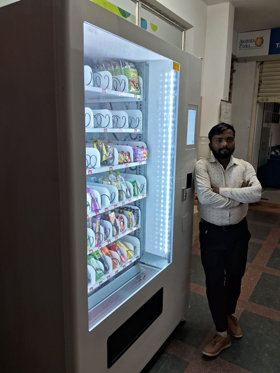 Body Advertising In Vending machine