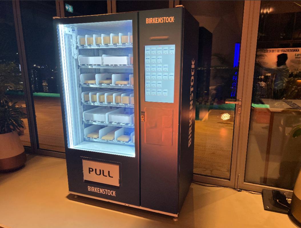 UAE vending machine support and service operations